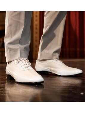 Sio White Lace Up Dress Shoes Mens Size 9 Square Toe Theater Costume Cosplay EUC